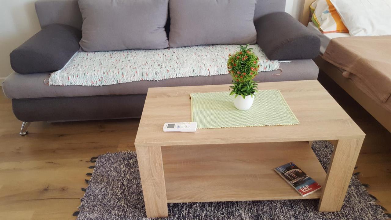 Apartments Miki Bar Ngoại thất bức ảnh