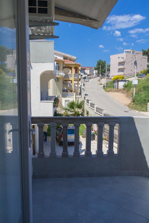 Apartments Miki Bar Ngoại thất bức ảnh