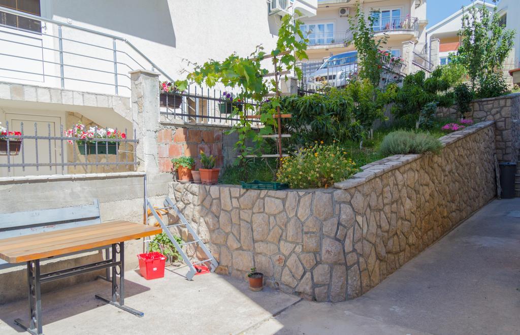 Apartments Miki Bar Ngoại thất bức ảnh