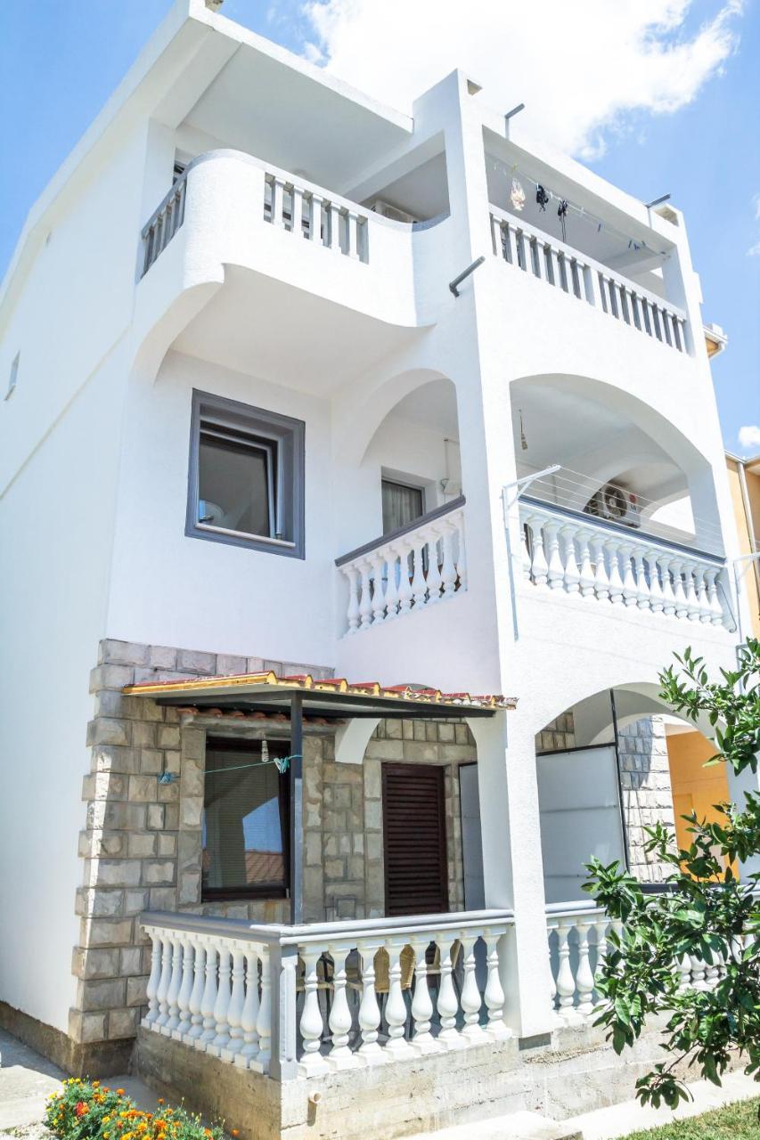 Apartments Miki Bar Ngoại thất bức ảnh