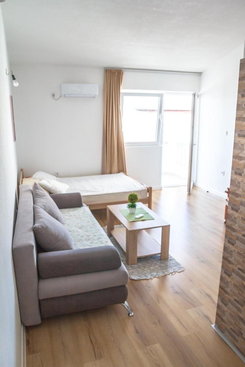 Apartments Miki Bar Ngoại thất bức ảnh