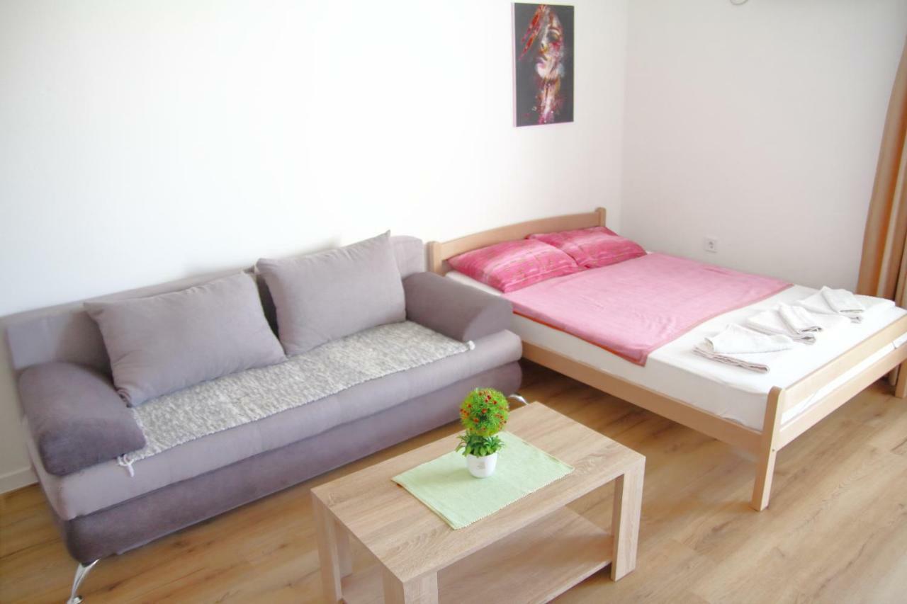 Apartments Miki Bar Ngoại thất bức ảnh